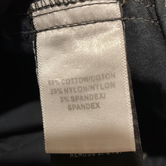 Dark Blue Kuhl Bermuda Cargo Shorts 6 - Picture 5 of 7